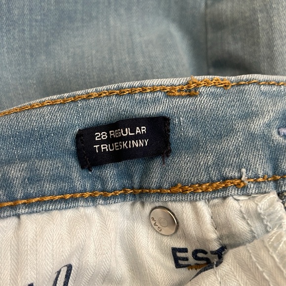 GAP Women’s True Skinny Jeans 28 Regular EUC - Picture 10 of 10